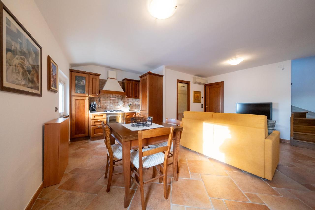Apartmentsgarda - Baia Del Garda 5 ภายนอก รูปภาพ