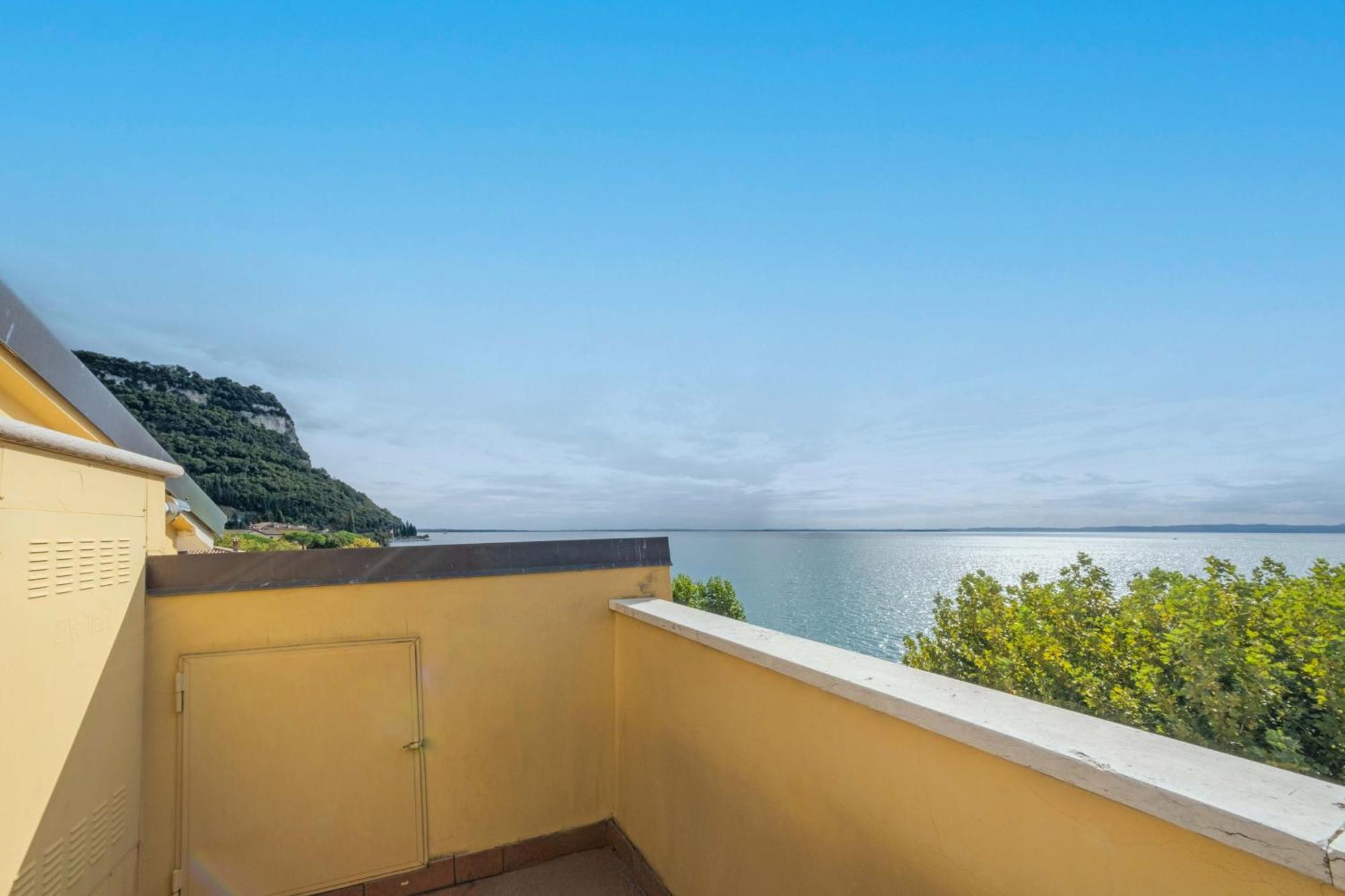 Apartmentsgarda - Baia Del Garda 5 ภายนอก รูปภาพ